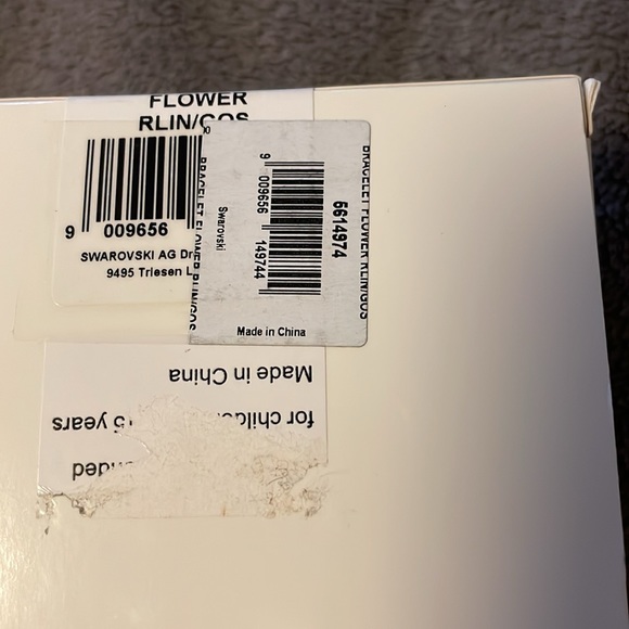 Swarovski Letra Pink Lotus Bracelet - Picture 9 of 11